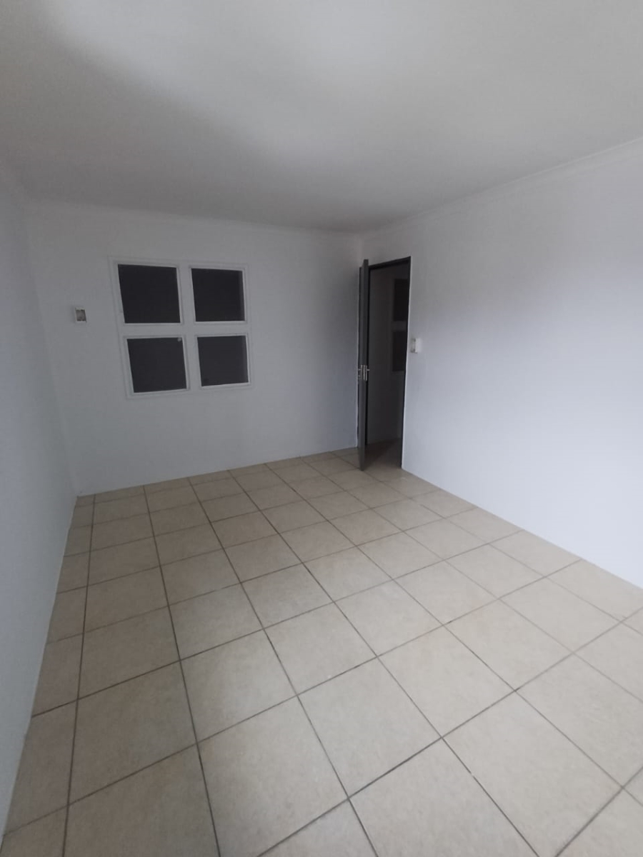 To Let Commercial Property for Rent in Okavango Park Western Cape